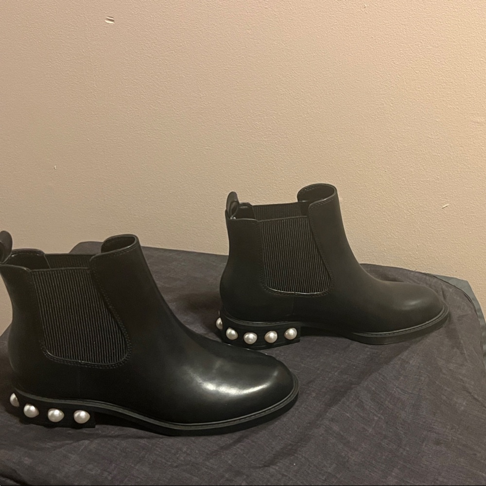 Chic Black Ankle Boots with Pearl Accents